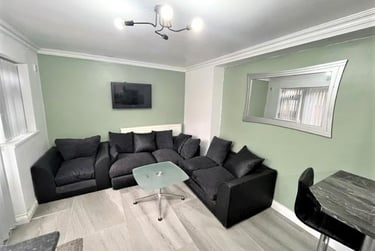 6 bed house, Quinton Road, Harborne, Birmingham, B170PY - Image 2